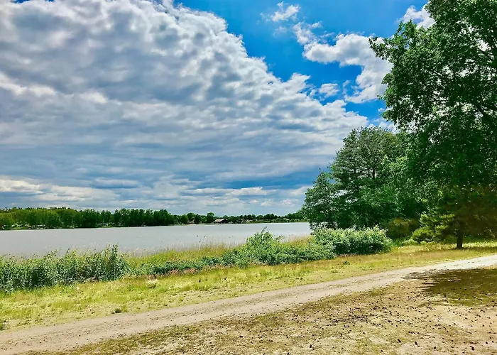 Finnhuette Seeblick An Der Elbe بيت للعطل *